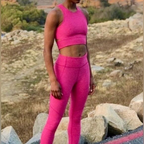 Outdoor Voices Pink Flamingo Performance Leggings  Size small - Picture 1 of 4